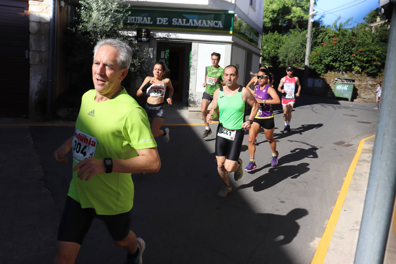 Linares de Riofrío disfruta con el cross de la Honfría