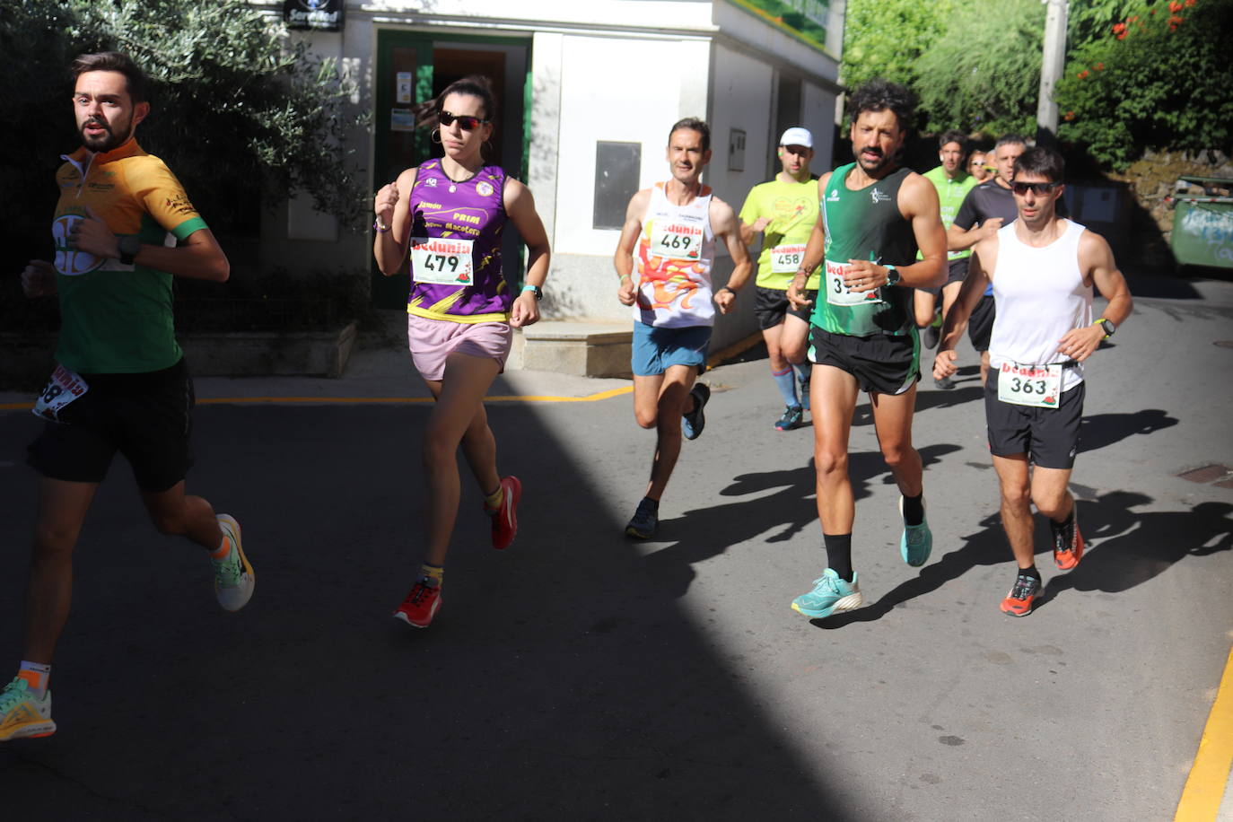 Linares de Riofrío disfruta con el cross de la Honfría