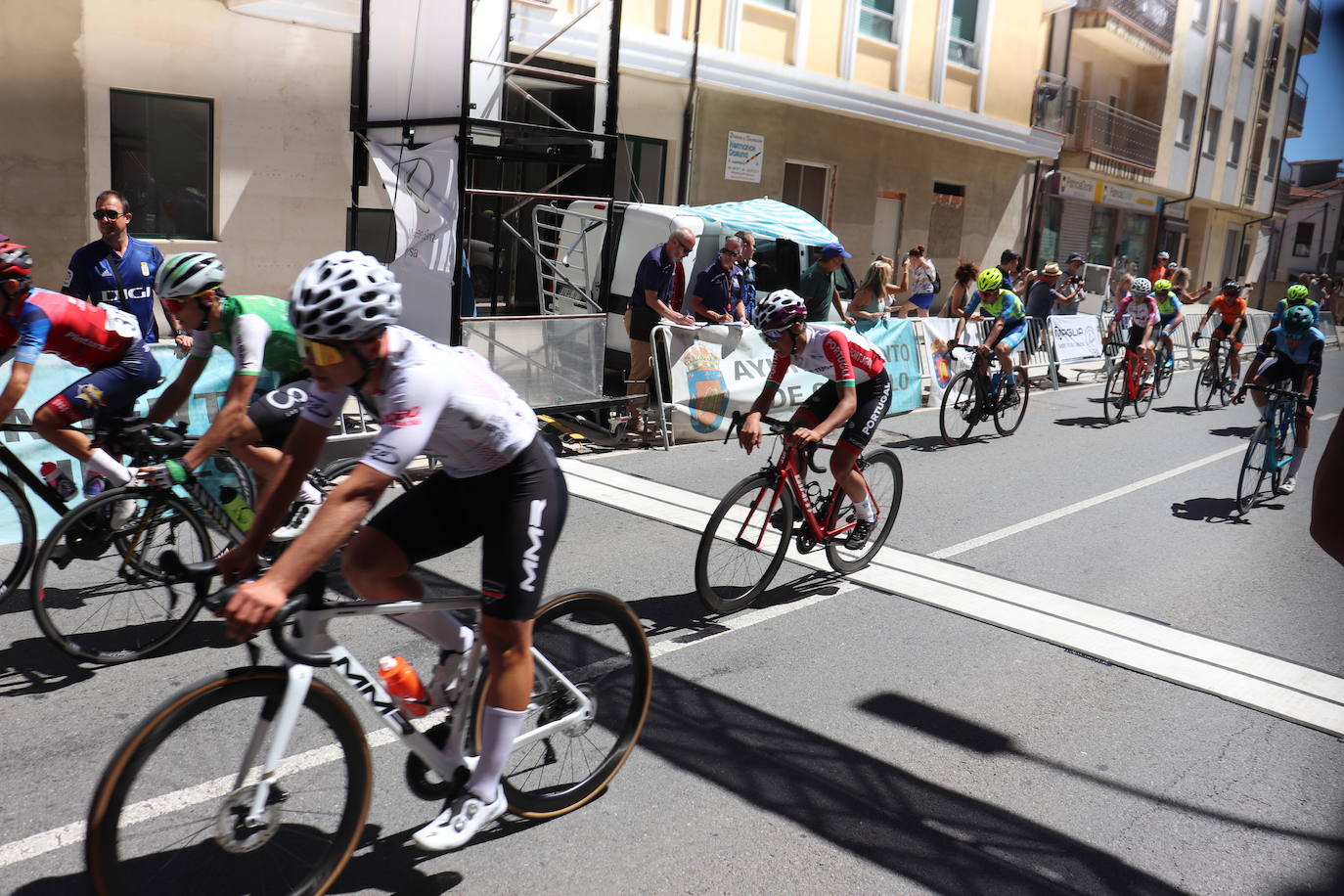 El portugués Francisco Cardoso se corona en la IV Vuelta Ciclista a Guijuelo