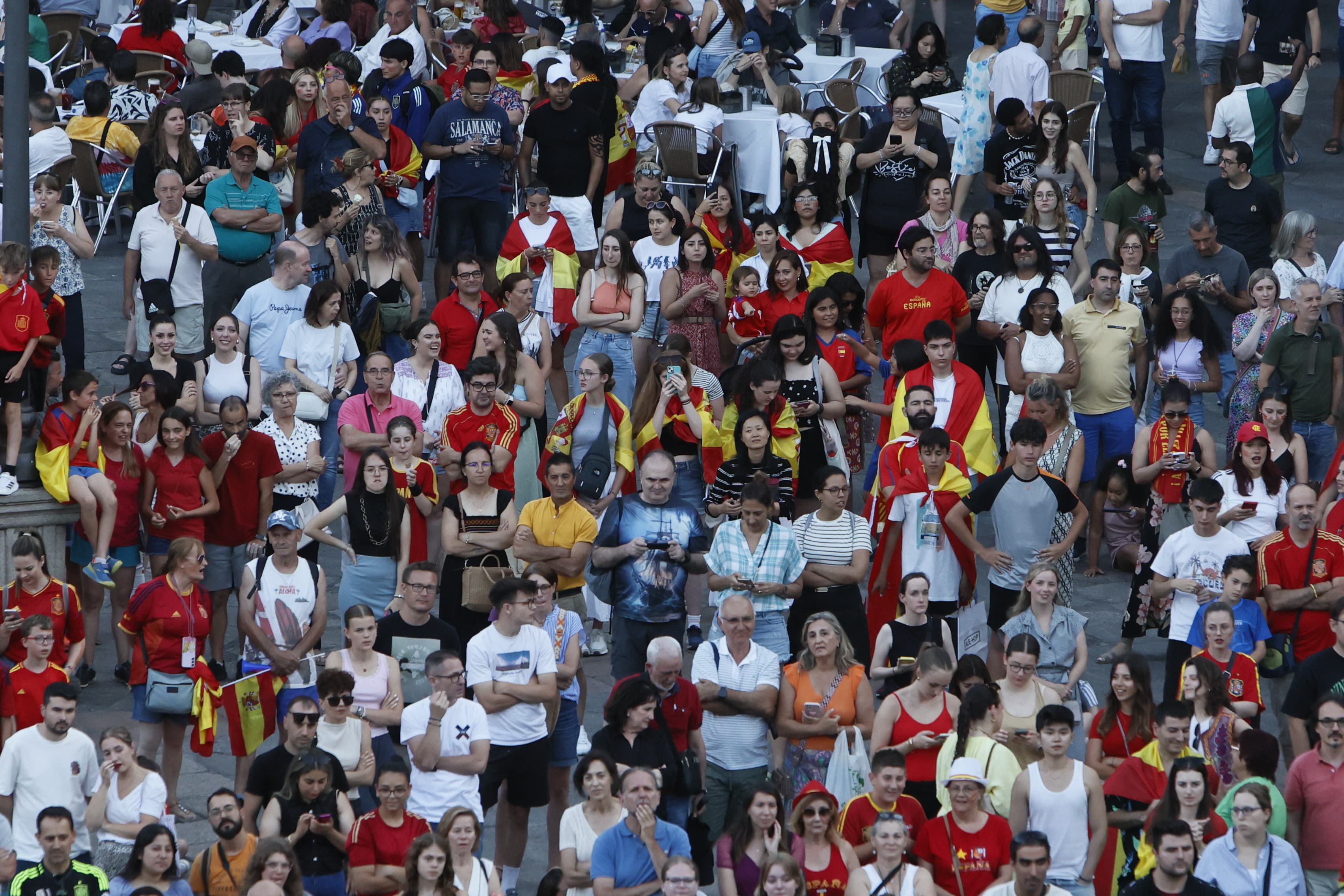 Salamanca sale a la calle para apoyar al combinado nacional