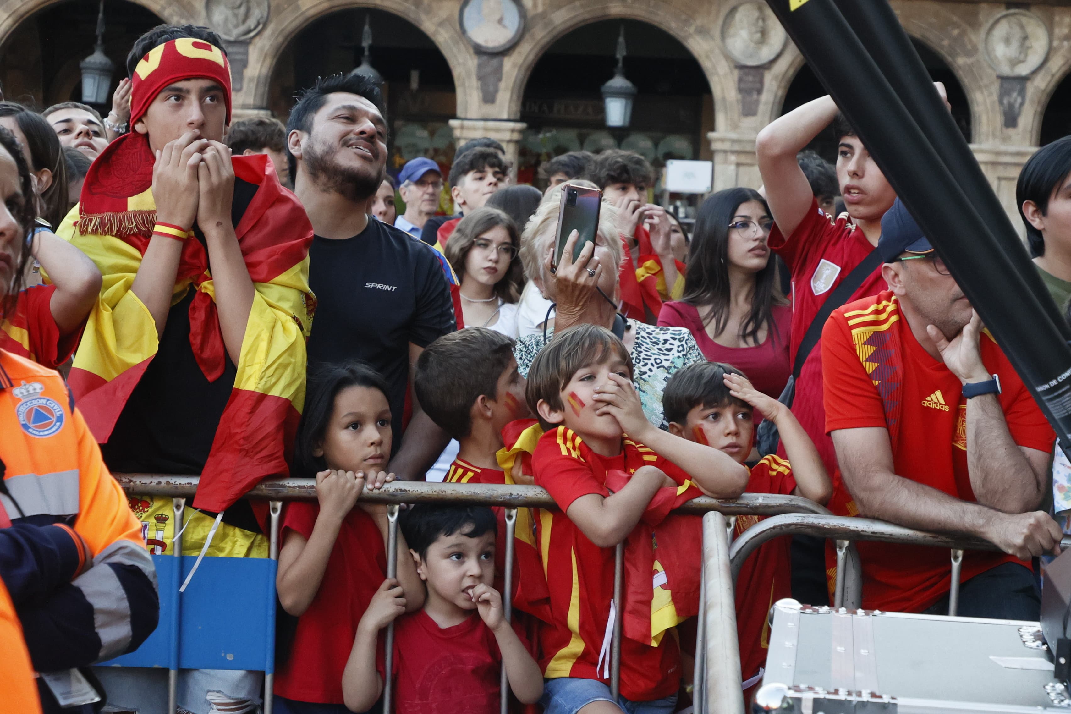 Salamanca sale a la calle para apoyar al combinado nacional