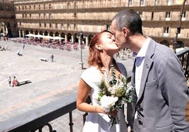 Imagen de una boda celebrada en el Ayuntamiento de Salamanca.