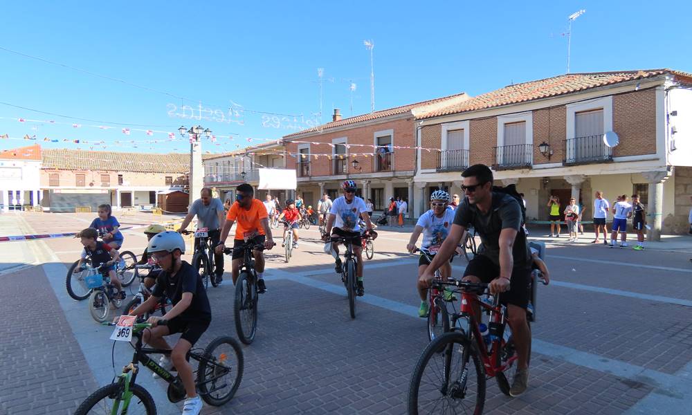 Jesús Ruano y Pilar García quedan primero en la VIII Quedada Running y Marcha Ciclista Solidaria