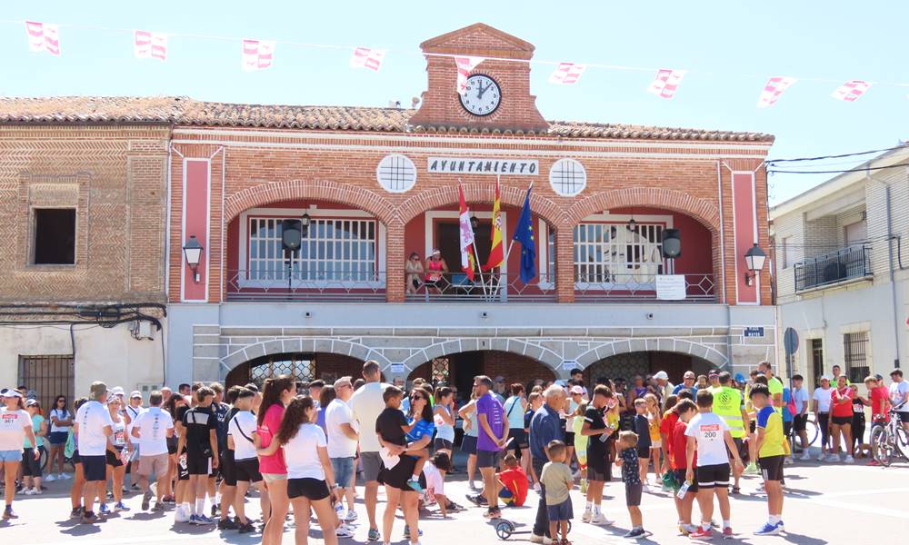 Jesús Ruano y Pilar García quedan primero en la VIII Quedada Running y Marcha Ciclista Solidaria