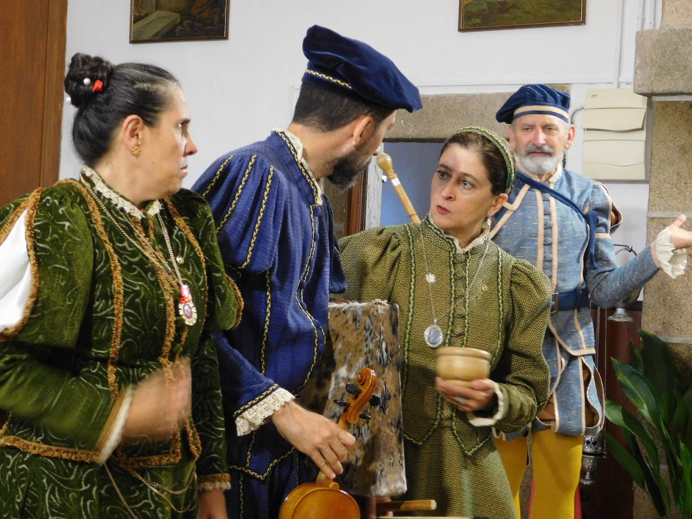 Sin salir de la comarca de Ciudad Rodrigo, “Nebrija” en La Alamedilla