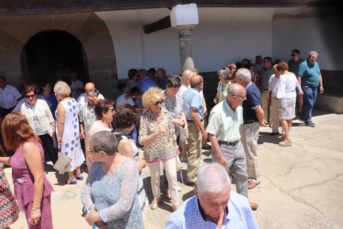 Los mayores de Frades disfrutan de un animado día de fiesta