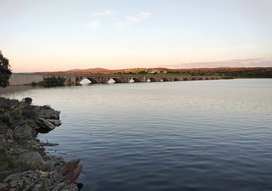 Embalse de Santa Teresa.