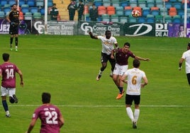 Enfrentamiento entre el Salamanca UDS y Ávila de la pasada temporada.