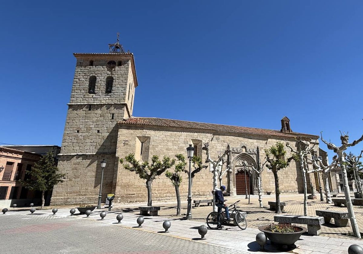 Iglesia de Macotera.