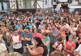 La plaza del Solano se ha llenado para escuchar el pregón de Guillermo Ramos