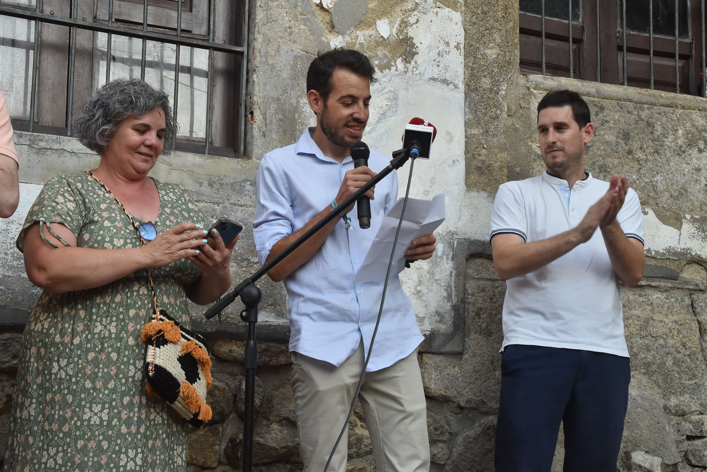 Una pedida de mano sorprende en el pregón de este pueblo salmantino