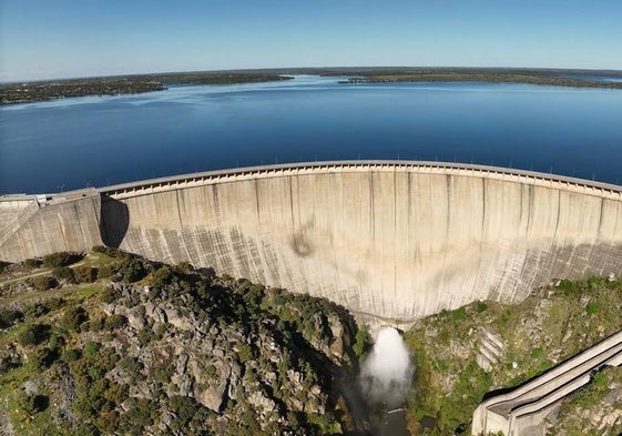 El embalse de Almendra.