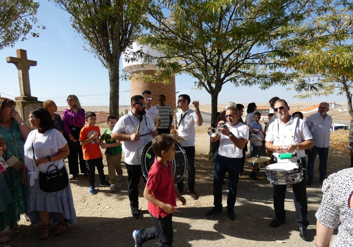 Poveda de las Cintas celebra sus fiestas