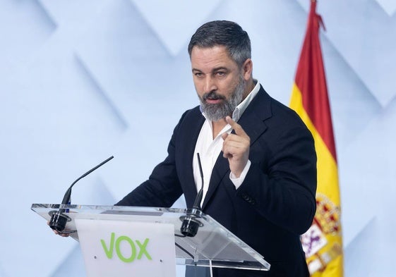 El líder de Vox, Santiago Abascal, durante una rueda de prensa.