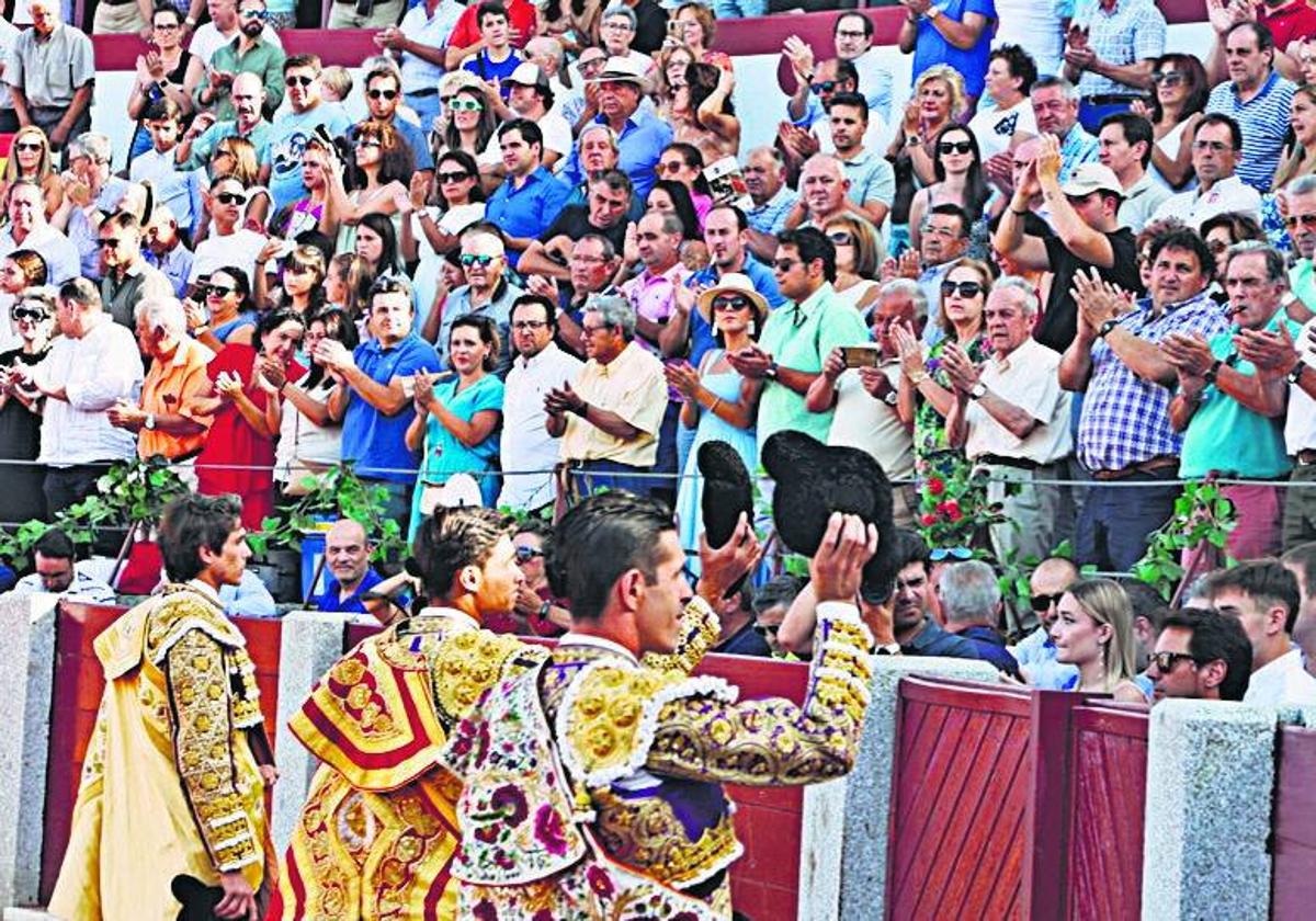 Imagen de los tendidos de la plaza de toros de Guijuelo en un festejo del año pasado.