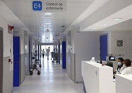 Imagen de un control de enfermería en el Hospital de Salamanca.