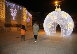 La bola de Navidad accesible volverá a estar en Carbajosa.