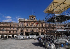 Escenario ubicado en la Plaza Mayor de Salamanca, donde van a tener lugar los conciertos de las Ferias y Fiestas.