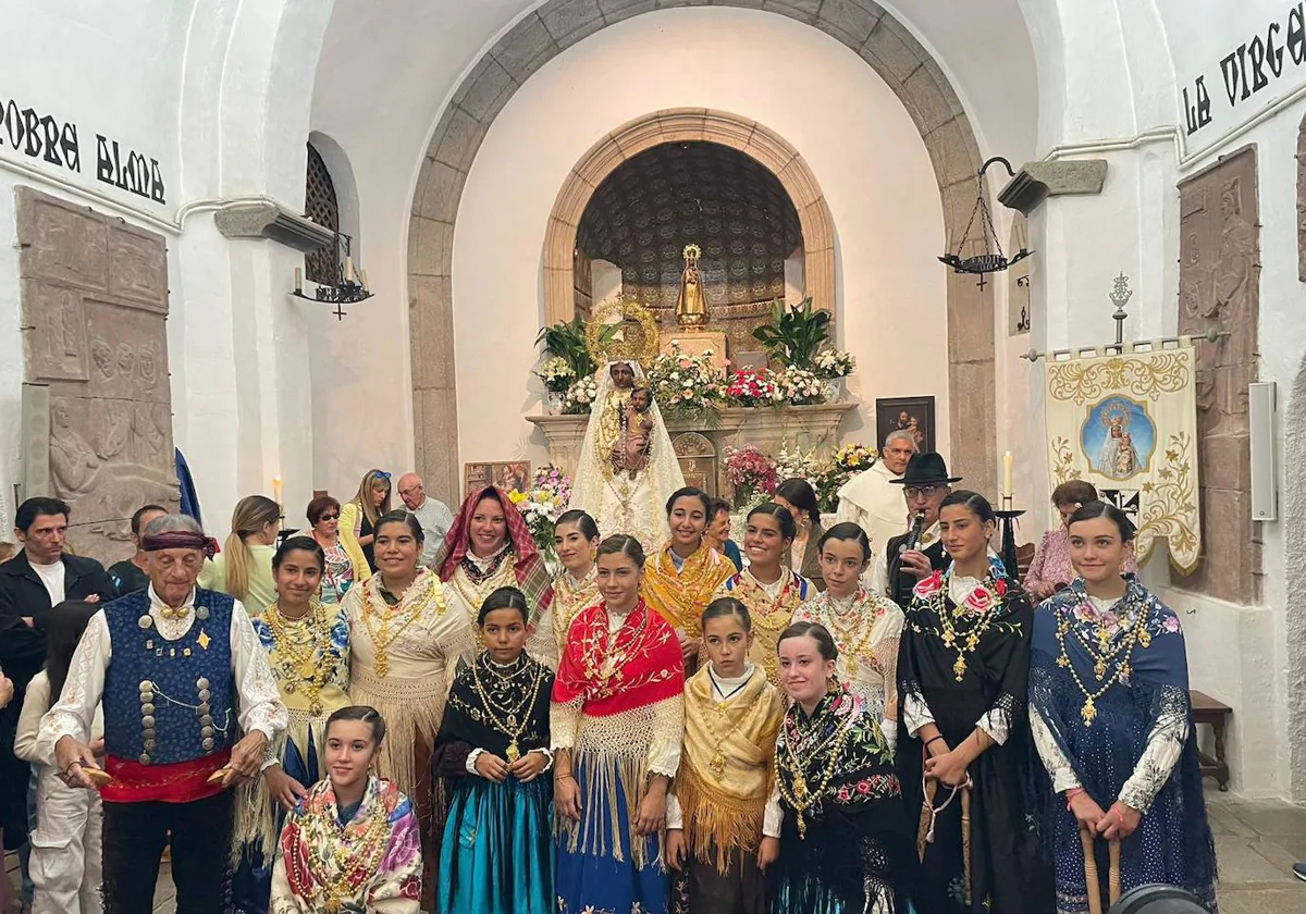 La Alberca visita a la Virgen de la Peña de Francia