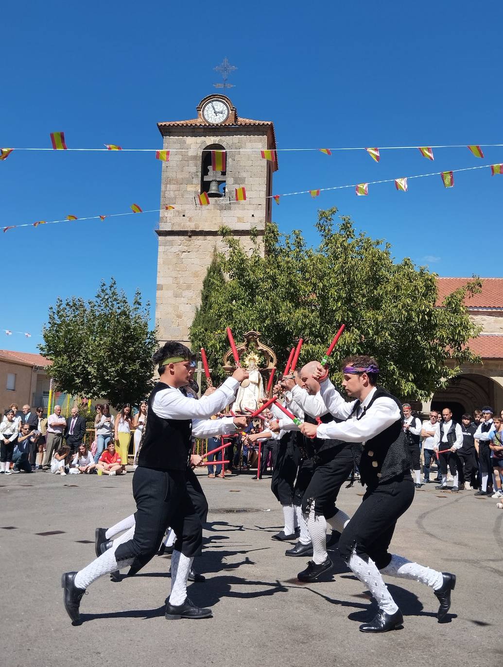 Cespedosa de Tormes honra a la Virgen del Carrascal