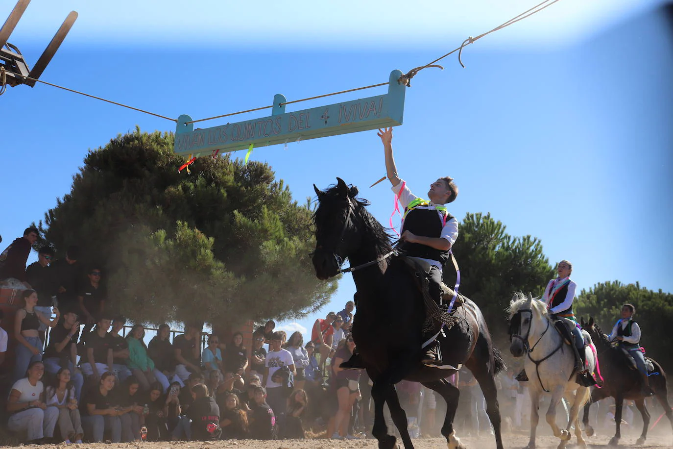 Cespedosa de Tormes honra a la Virgen del Carrascal