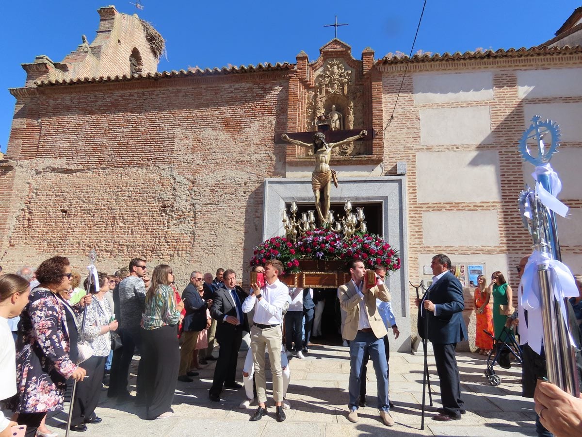 Muestras de devoción al Santo Cristo de la Agonía de San Luis en Peñaranda