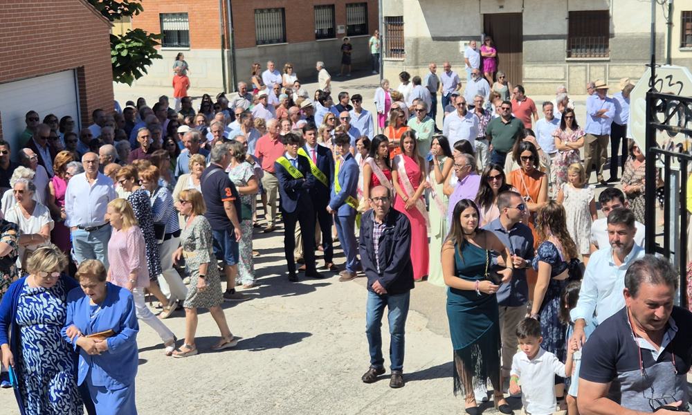 Las imágenes de la procesión en honor a la Virgen de la Encina de Macotera