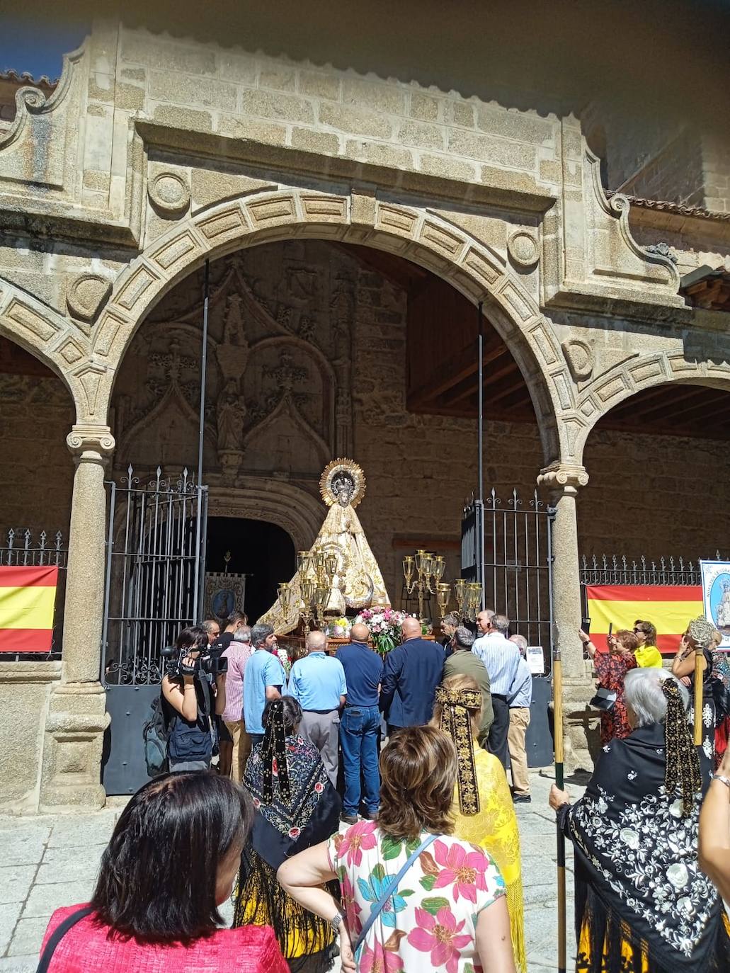 Piedrahita rinde honores a la Virgen de la Vega