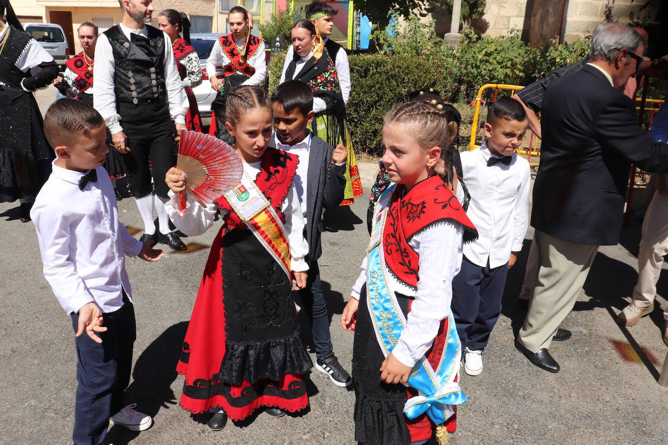 Sones de tradición para honrar a la Virgen del Carrascal en Cespedosa de Tormes