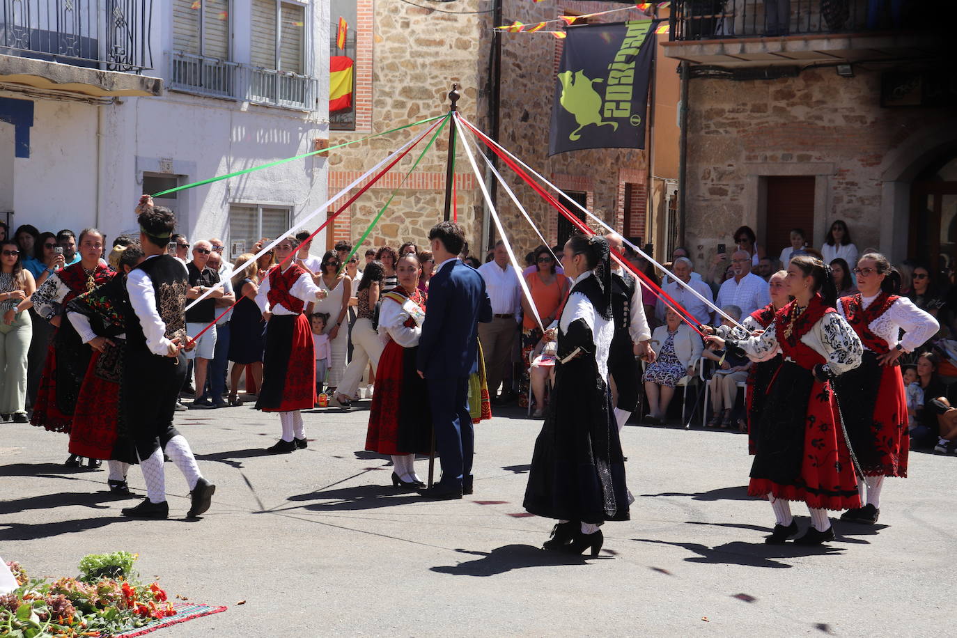 Sones de tradición para honrar a la Virgen del Carrascal en Cespedosa de Tormes