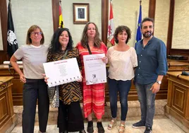 Imagen de la presentación de la exposición de arte femenino en Béjar.