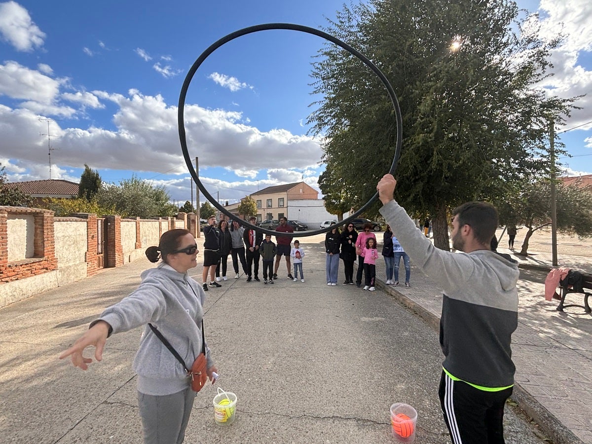 Inicio de fiesta en Nava con acento intergeneracional