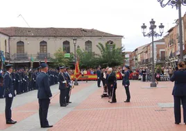 Acto de jura de bandera civil en Peñaranda de Bracamonte