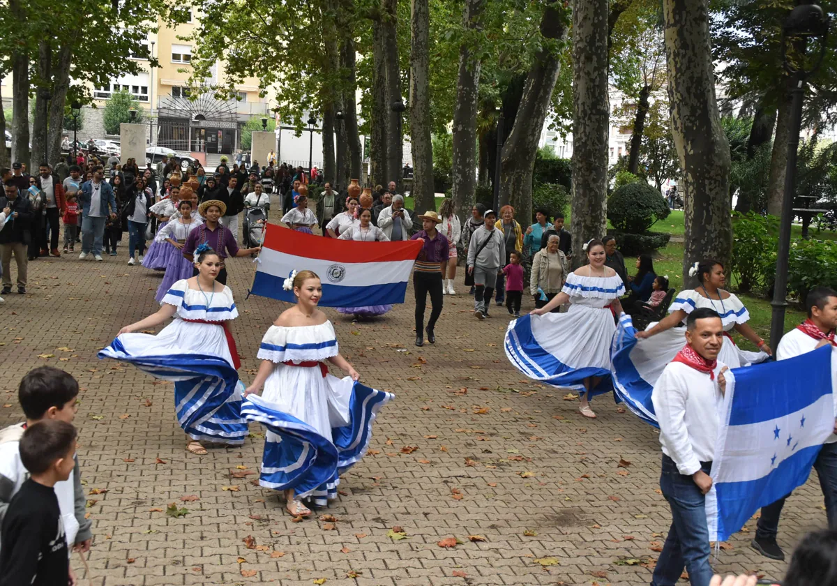 Lleno en Béjar en el primer día de la Hispanidad para fomentar la convivencia