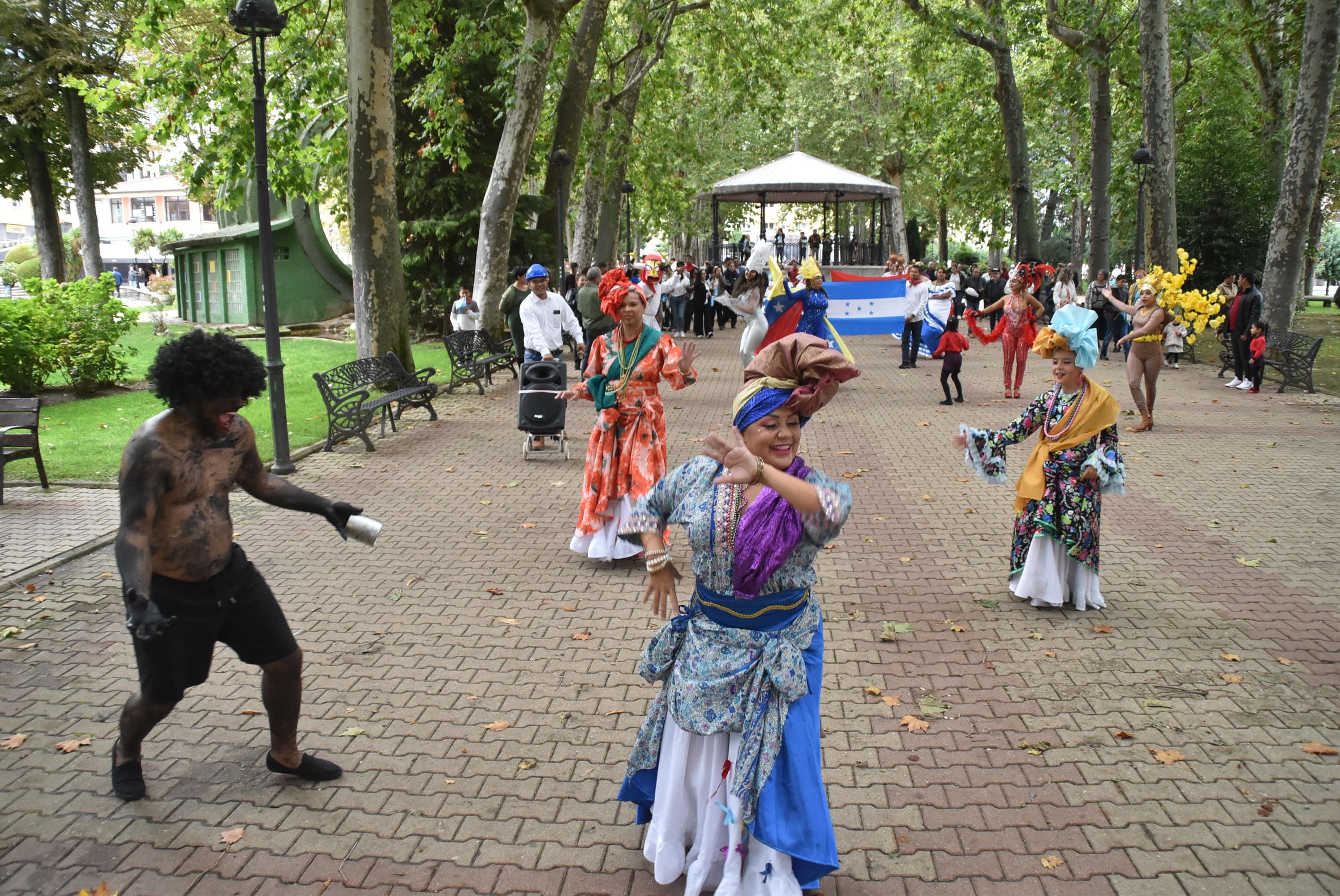 Lleno en Béjar en el primer día de la Hispanidad para fomentar la convivencia