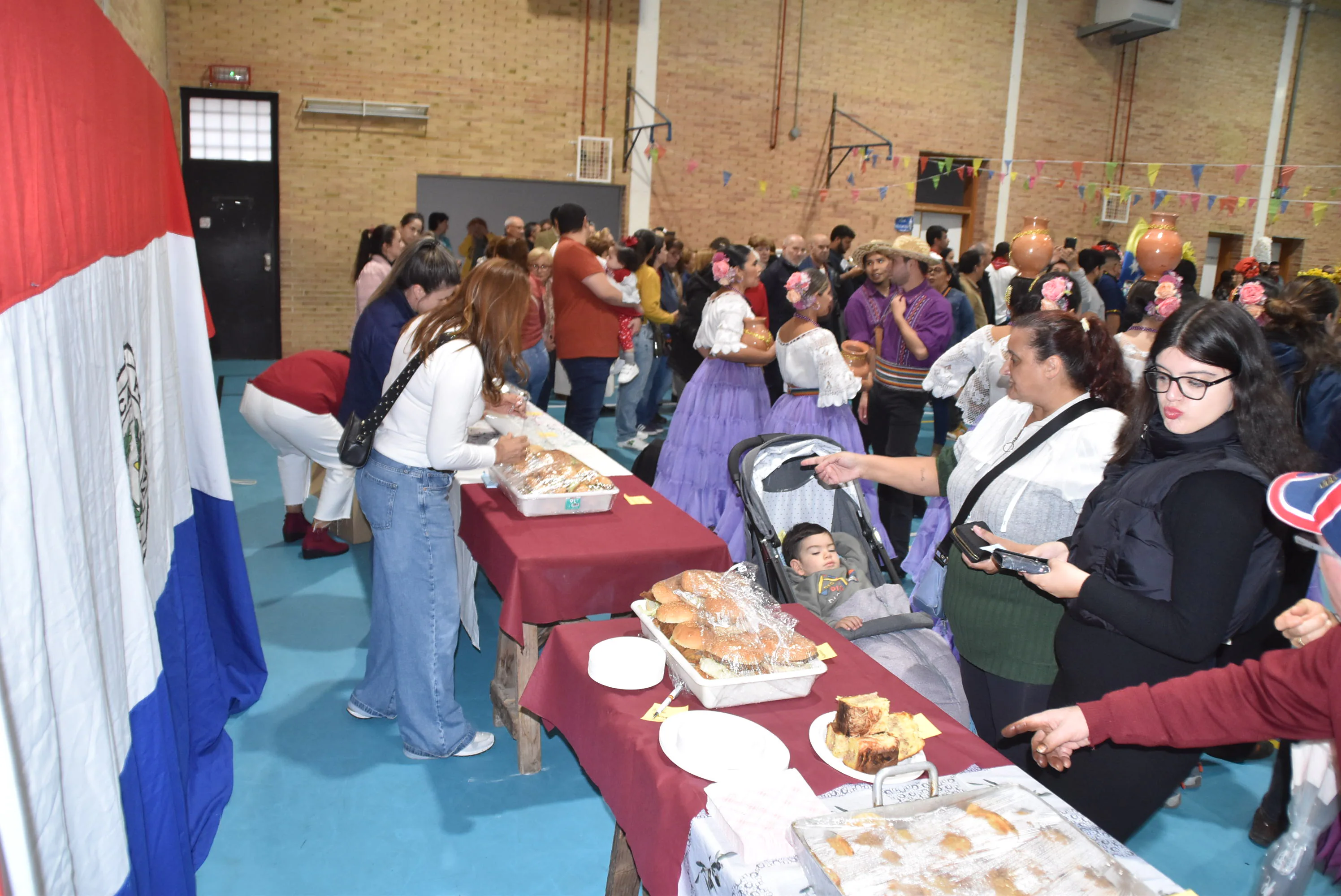 Lleno en Béjar en el primer día de la Hispanidad para fomentar la convivencia