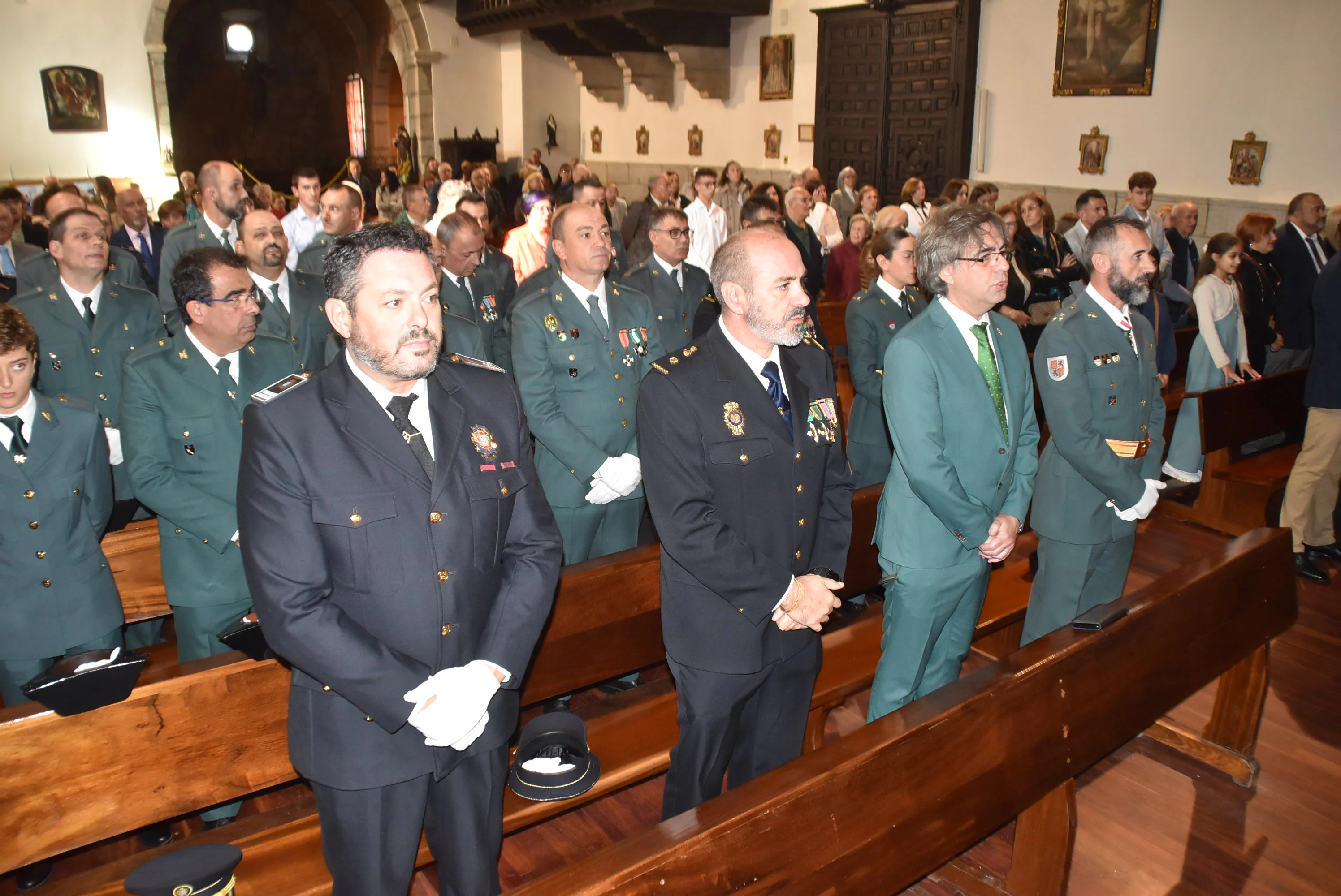 La Guardia Civil de Béjar celebra su día con misa, condecoraciones y convite