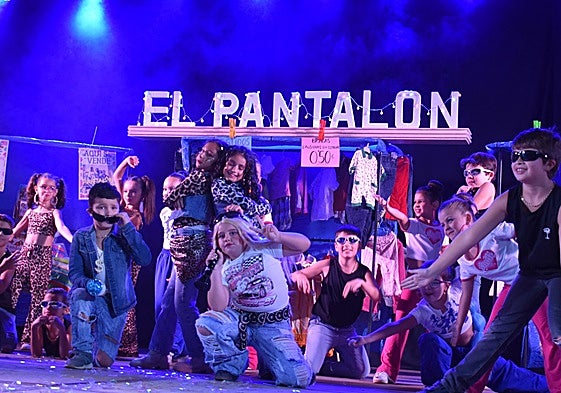 Uno de los grupos que participó en la nueva edición del playback infantil en Alba.