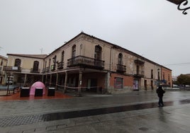 El Palacio de los Condes se localiza en el centro de Peñaranda.