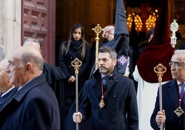 Julio López acompaña a la procesión de Jesús Despojado.