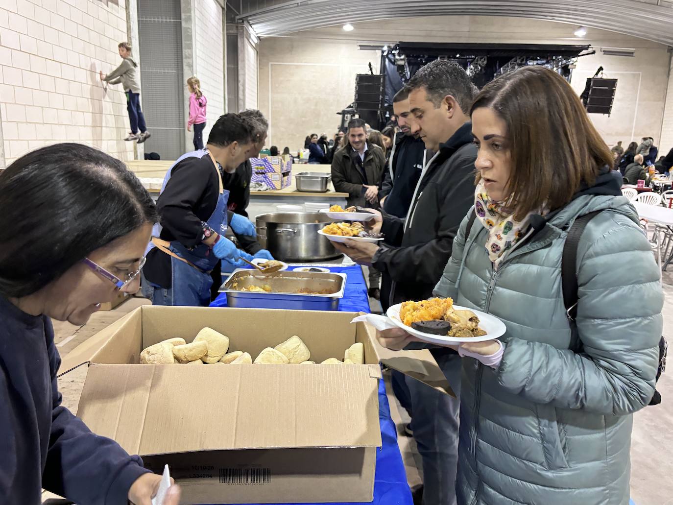 Buen sabor de boca en el inicio de las fiestas del Santo Cristo en Arabayona