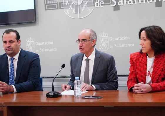 Javier Iglesias durante la rueda de prensa.