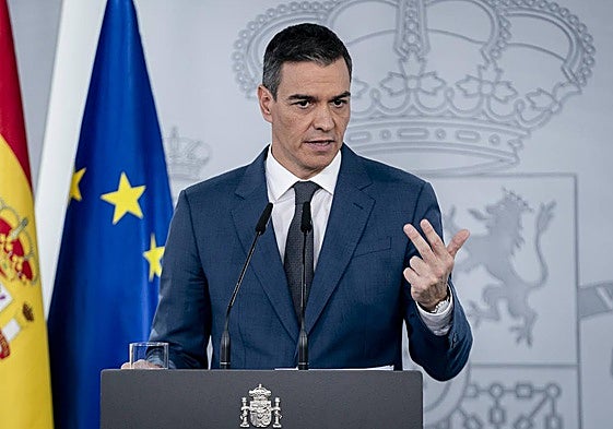 Un equipo de la UME trabaja en el barranco de Fuentecica, a 4 de noviembre de 2024, en Godelleta, Valencia, Comunidad Valenciana (España).