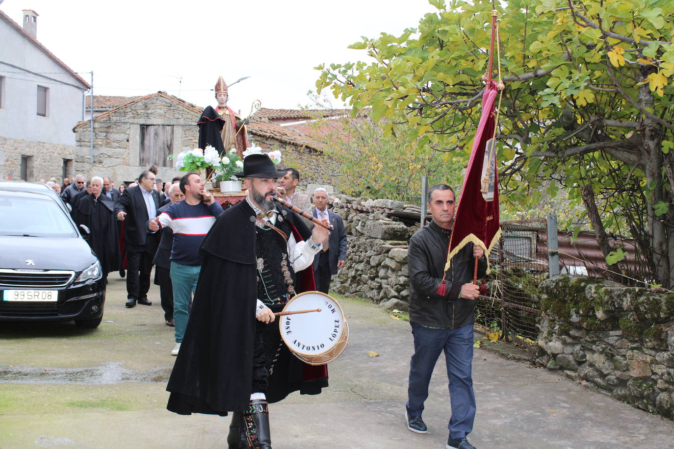 Cristóbal honra a San Martín de Tours en un día de hermanamiento con Guijuelo