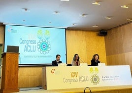 Una mesa del V Congreso Castellano y Leonés de Enfermería en Urología.