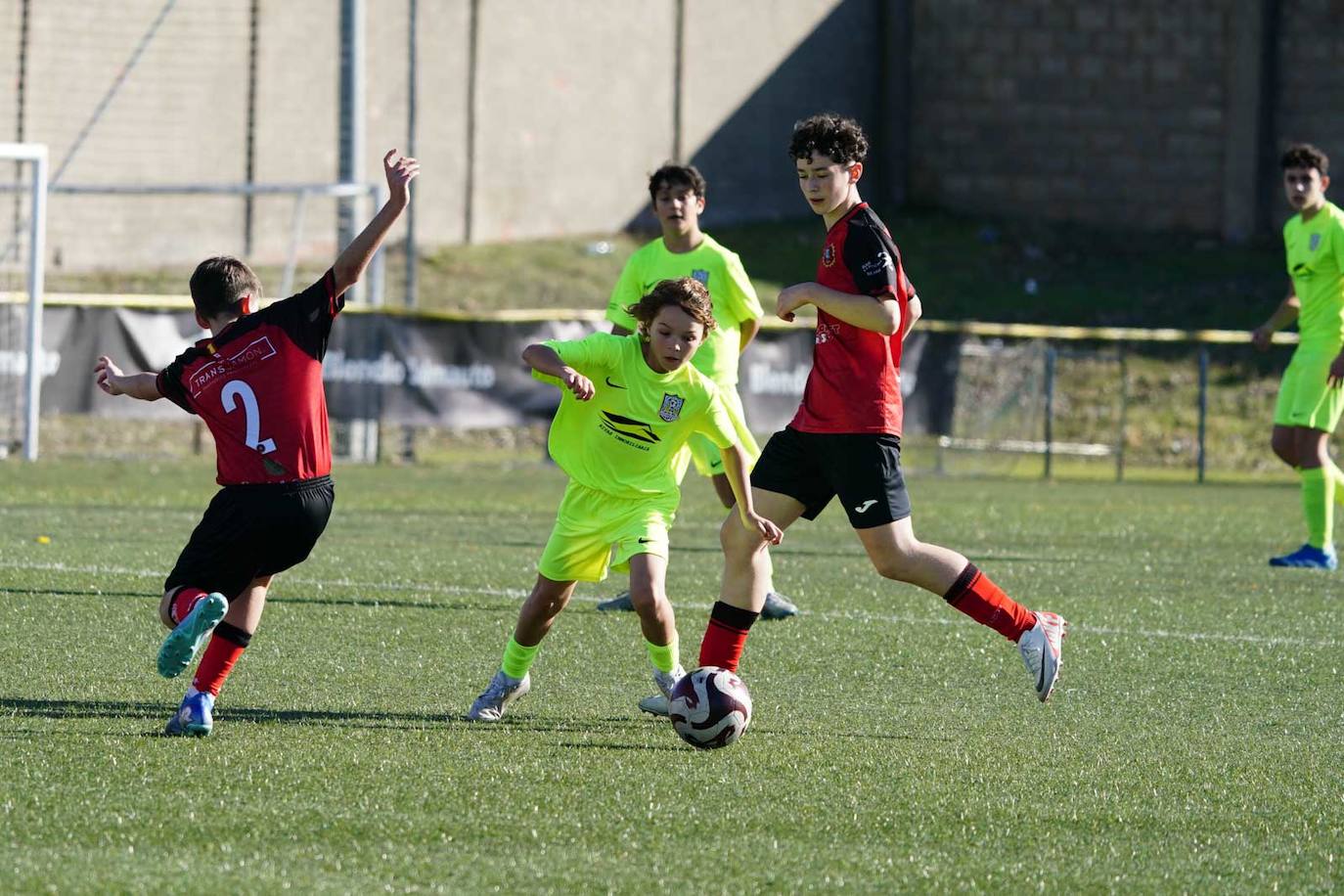 Las mejores imágenes de la jornada 6 en el fútbol base