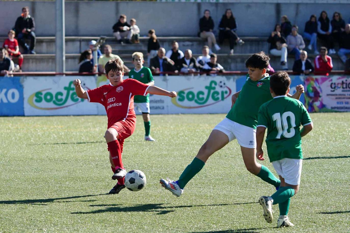 Las mejores imágenes de la jornada 6 en el fútbol base