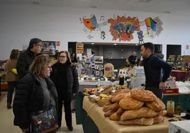 Uno de los expositores en el Centro Polivalente.