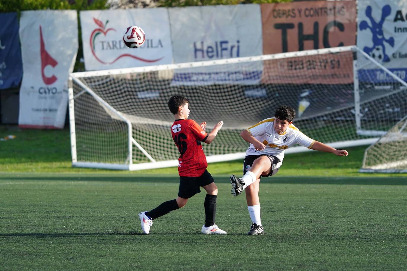 La jornada del fútbol base en Salamanca, en imágenes