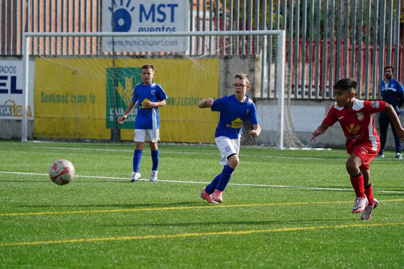 La jornada del fútbol base en Salamanca, en imágenes